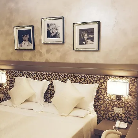 Aurelia Hotel