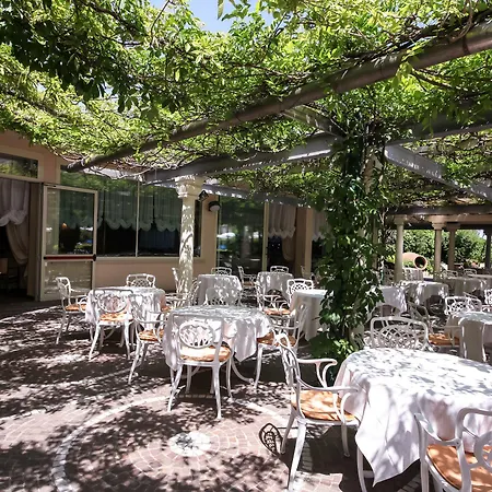 Aurelia 4* מילאנו מריטימה